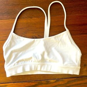 Lululemon sports bra white size 4